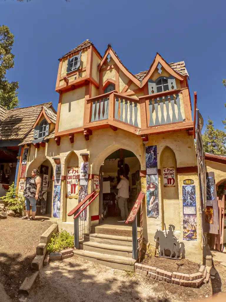 red-roo-art-44-768x1024