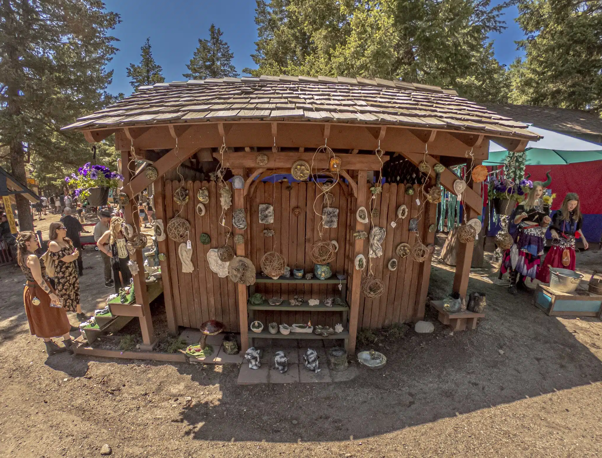 english-potter-516-2048x1559