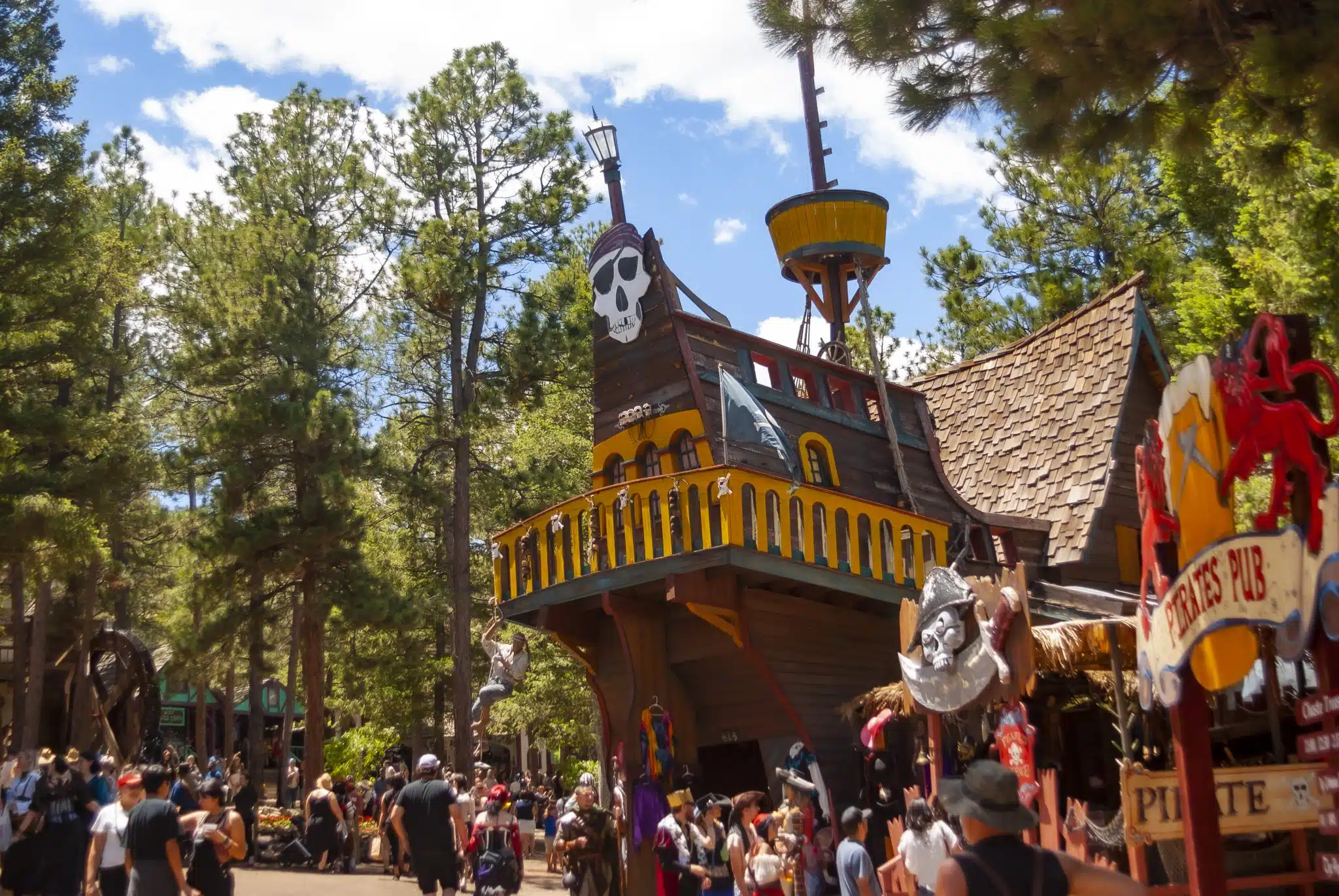 pearls-revenge207-ab-2048x1371